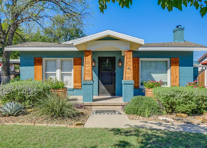 Fire Pit & Small-Town Charm: San Angelo Getaway!