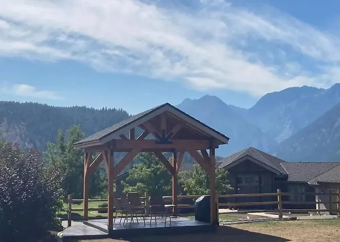 Mountain View Chalet Getaway 5 Min To Town