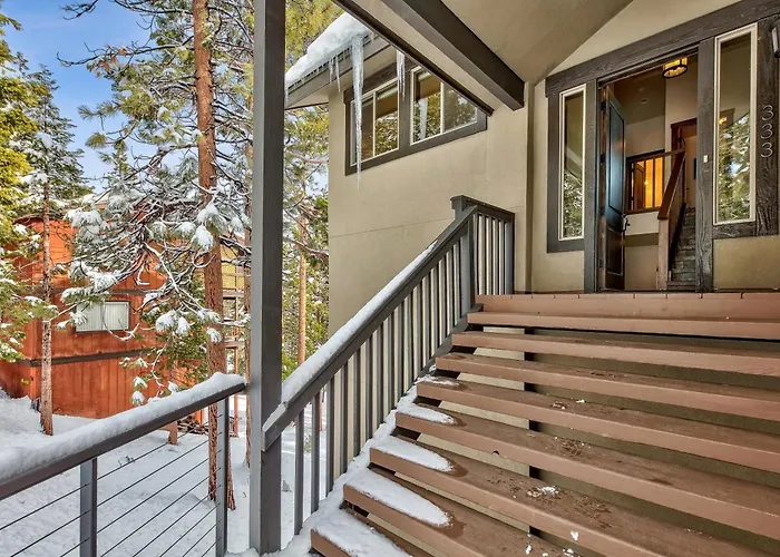 9Br Tahoe Villa, Hot Tub-Sauna-Gym-Game Room Lx33