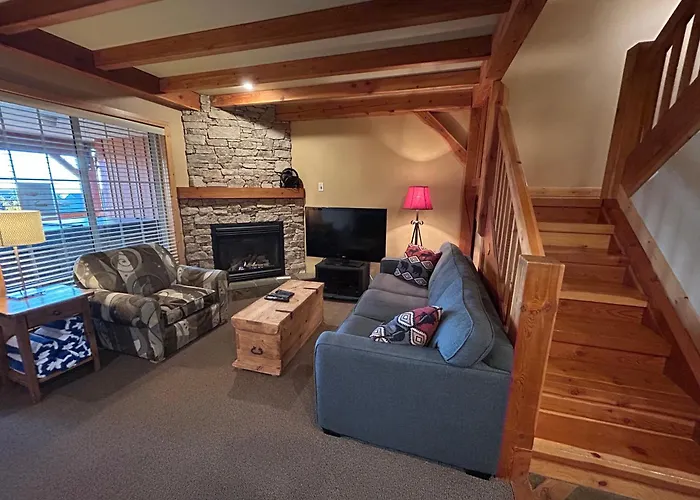 3 Bedroom 3 Bath Ski In Ski Out With Private Hot Tub