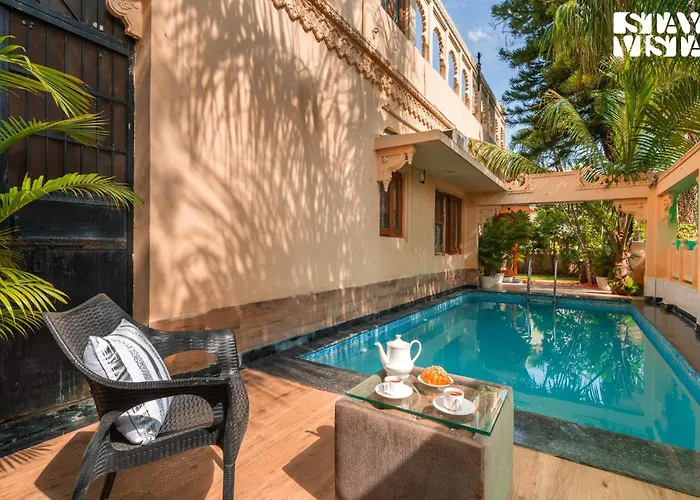 Udaikot By Stayvista: Heritage Hill-View Villa with Terrace & Games