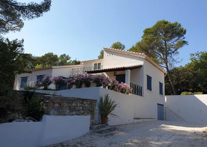 La Bastide Blanche Magnifique Villa 5 Etoiles 5 Chambres Et Piscine Privee Sur 6500 M Var