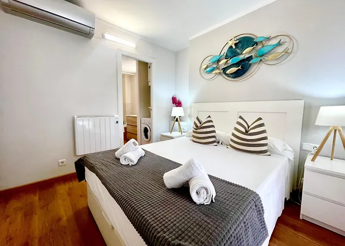 La Mer Bleue, Boutique Apartament With Free Parking, Full Equipped In Fenals Beach