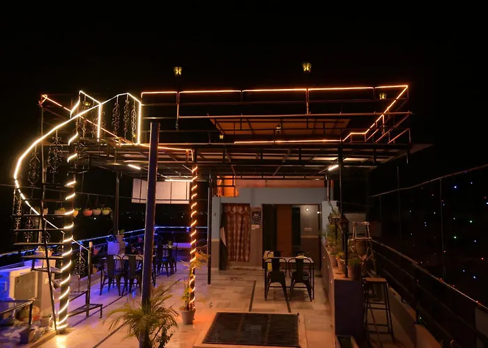 Moon Night Guest House