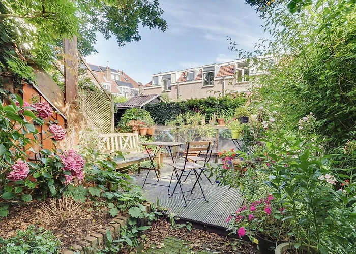 Your Space In Utrecht, Private Room With All Facilities, Living Among The Locals