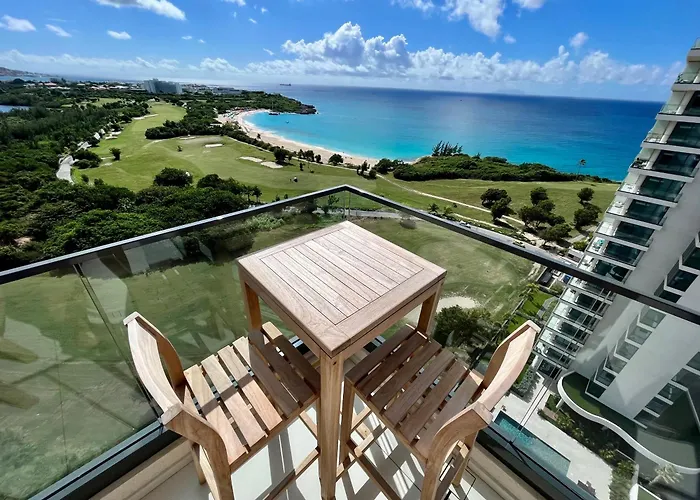 B1401 - Fourteen At Mullet Bay, Luxurious And Cosy 2Bed Apartment With The Sea View