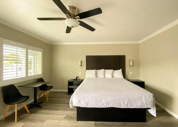 Rockview Inn And Suites - Morro Bay Ca