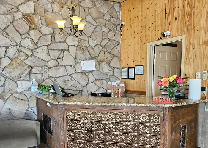 Shelton Inn