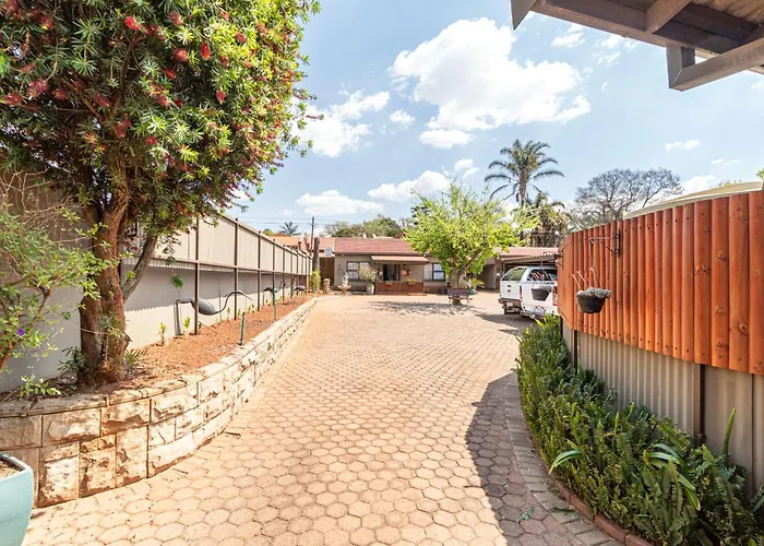 Gold Crest Guesthouse
