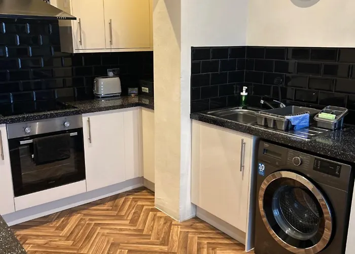 Beautifully Presented Victorian Apartment Within Walking Distance To Llandudno Beach