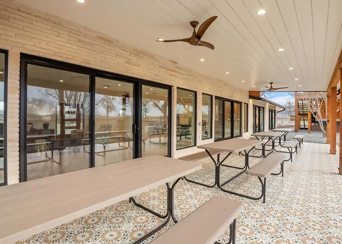Guadalupe Bluff Modern House