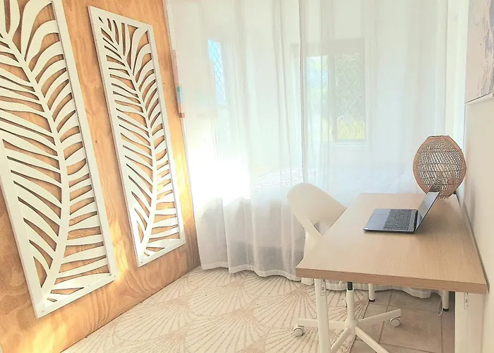 Entire Guest Suite - Beach Is 1 And Half Km - Pets Welcome