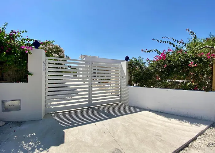 Villa Aroi - 150 Mt Dal Mare