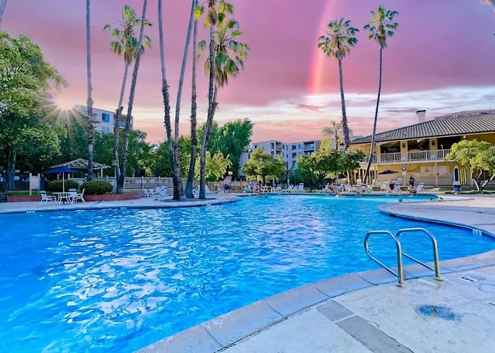 Keyluxe, Luxury Apartment With Jacuzzi, Pool, Gym, Tennis In Walnut Creek