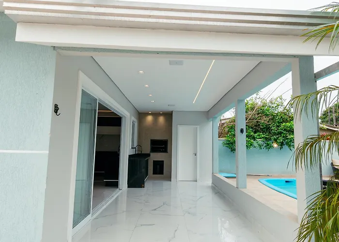 M&M House - Casa com Piscina e Ar Condicionado em Matinhos