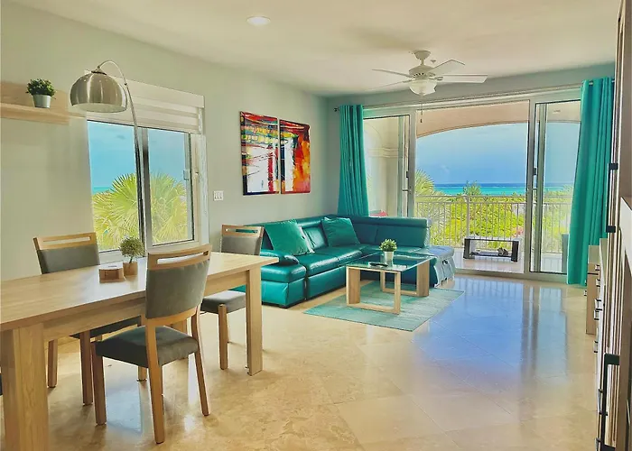 Extra Spacious Oceanview Condo 5 Min From Pristine Beach