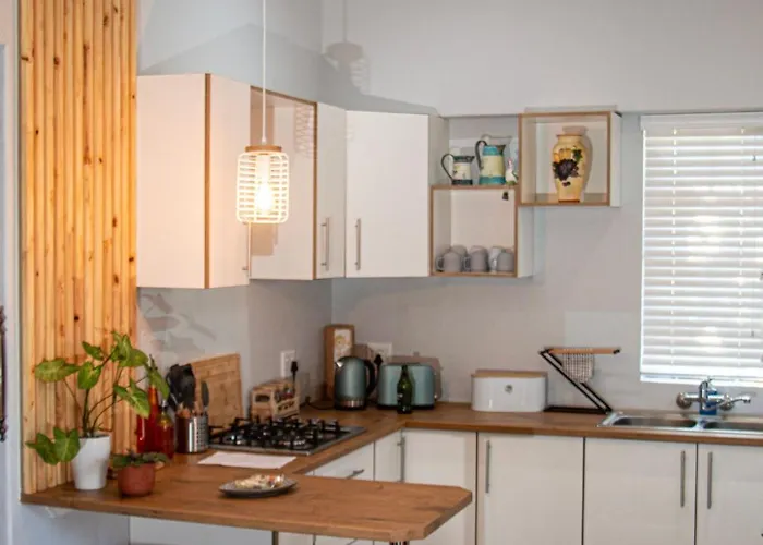 Marilyn'S Cottage