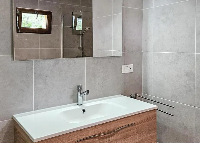Lovely Home In Roquebrun With Kitchen