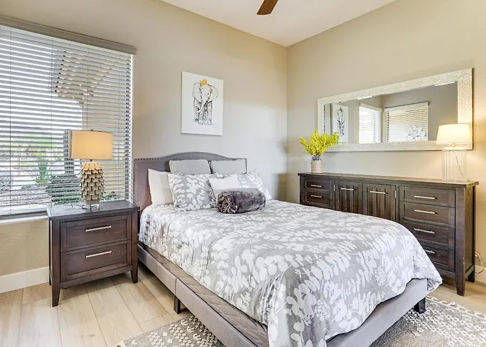 Pool, Hot Tub & Golf Course View! 'Anthem Oasis'