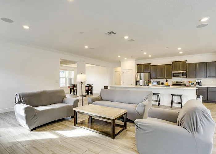 Explore Parks And Preserves! Spacious St Lucie Home