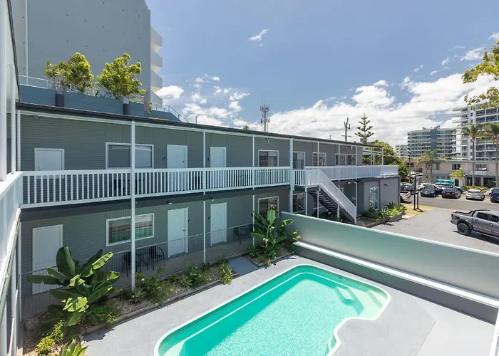Pacific Motel 10