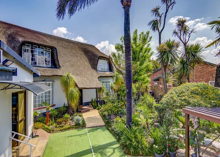 Lavender Villa No Loadshedding