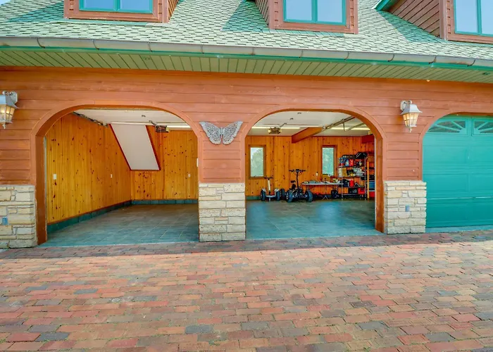 Hike & Fish: Studio W/ Pool Access In Shirley!