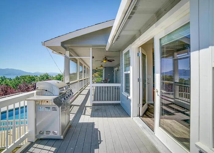 Lakeport Home W/ Stunning Lake & Mountain Views