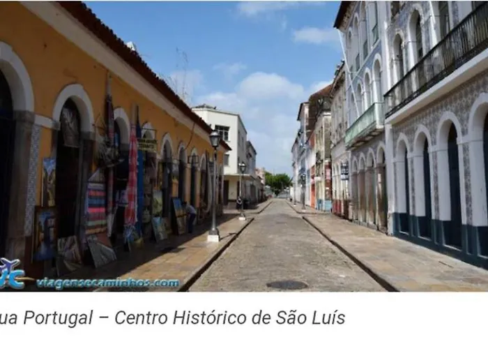 Quarto UP perto do Centro e Praias AR TV Wifi Cozinha Lavadora