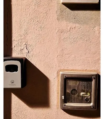 Vicolo Bugliolo 10 - Home B&B