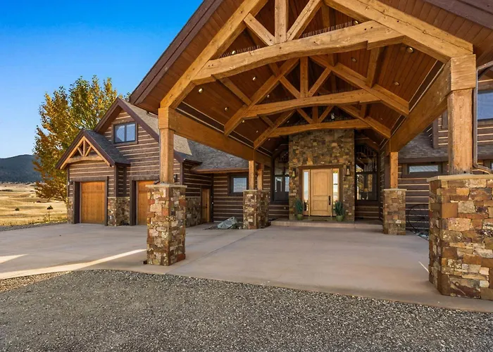 Cowboy Lake Lodge