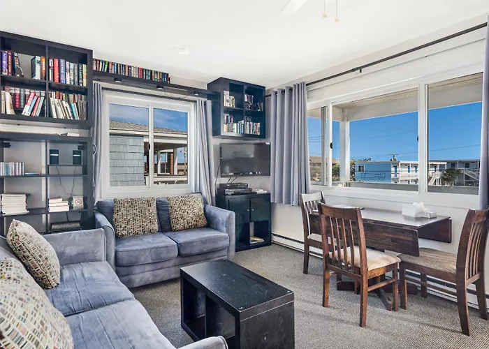 Montauk Oceanside Suites