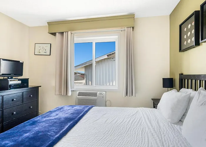 Montauk Oceanside Suites