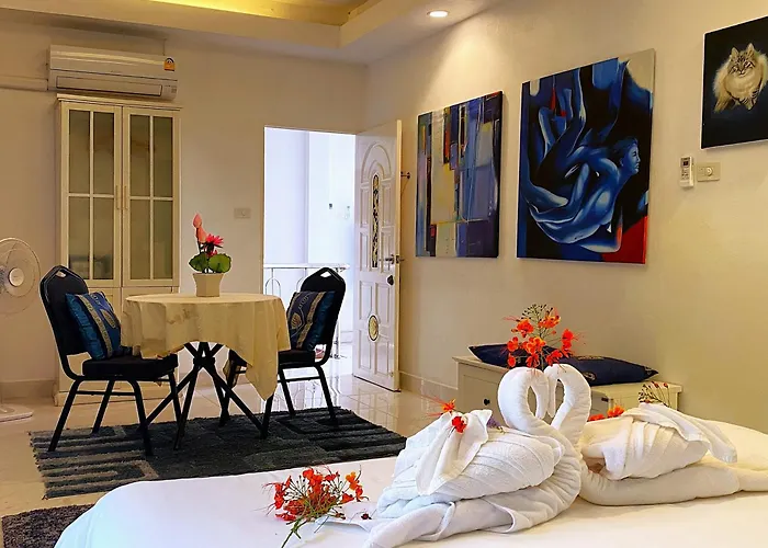 Oasis Villa Karon Beach