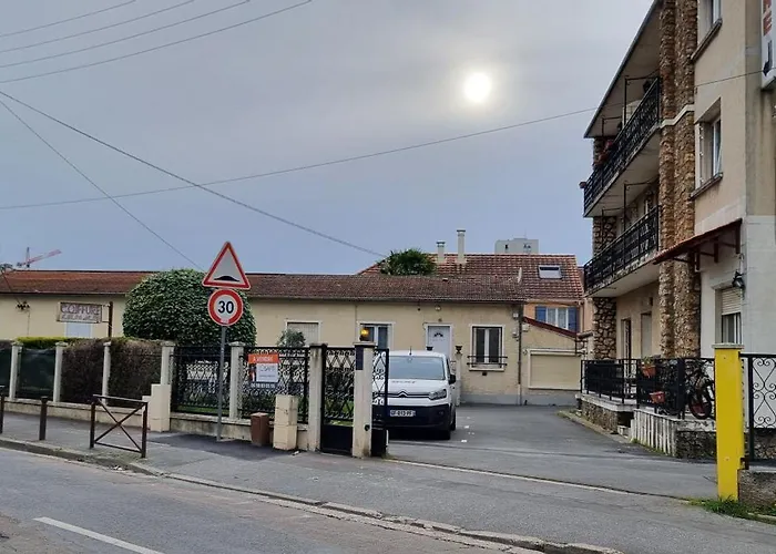 Superbe Maisonette Avec Parking Prive A Villejuif