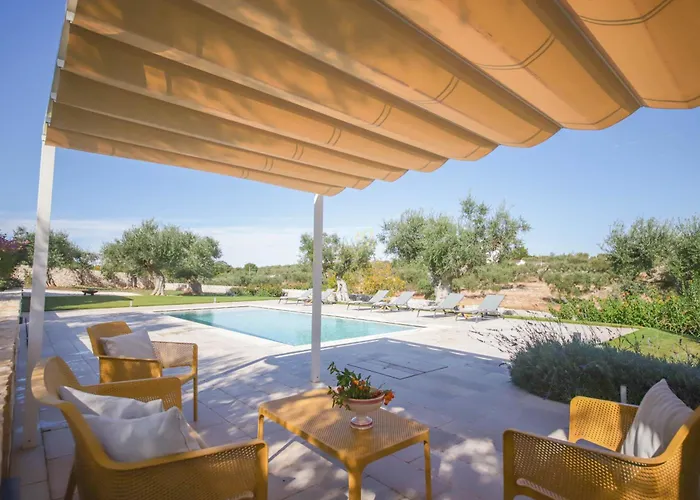 Td Trulli Lorusso Design Luxury Trulli With Pool