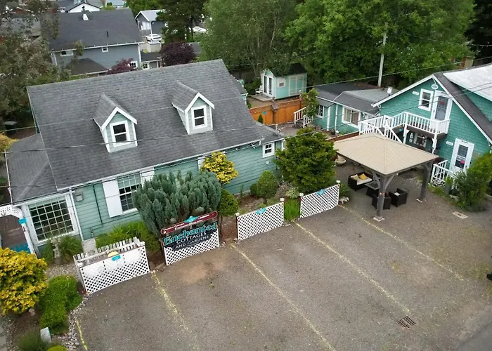 Enchanted Cottages By The Sea