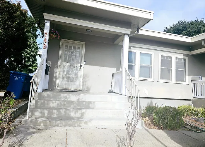 Cozy Craftman Cottage In Quiet Historic Vallejo Neighborhood