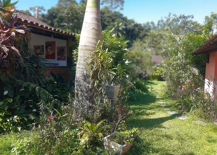 Vila Santíssimo Hospedagem e Café
