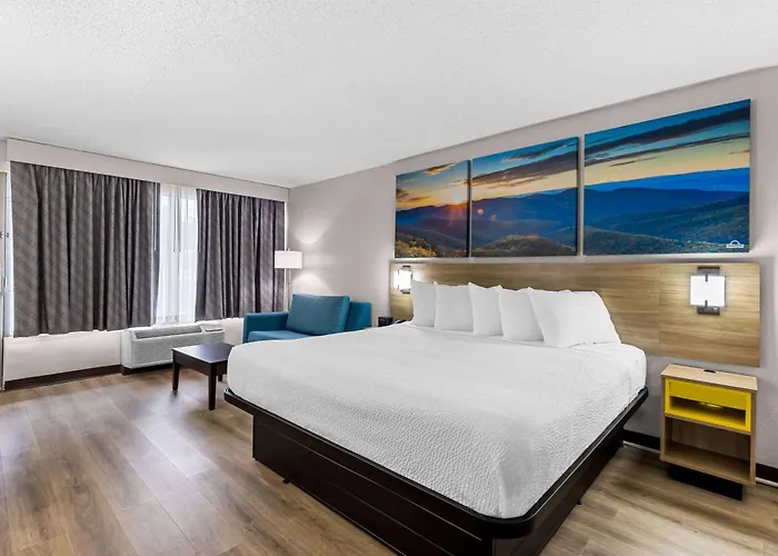 Days Inn By Wyndham Clayton