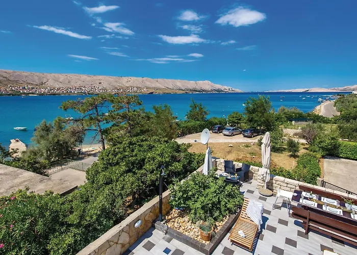 Luxurious Home In Pag
