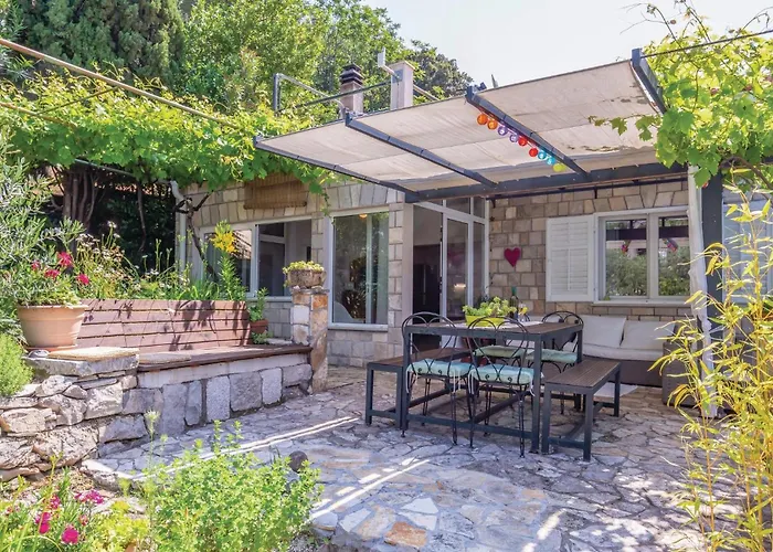Holiday Home Mimice 21 With Outdoor Swimmingpool