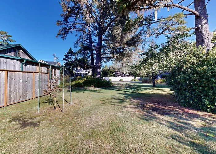 Seventh Street Cottage
