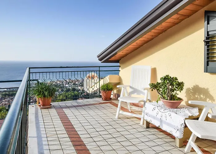 Beautiful Apartment In Castellabate -Sa-