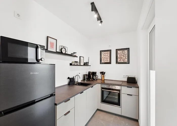 Zentrales Design Apartment Zwischen Hauptbahnhof Und Innenstadt I 2 Sz I Tiefgarage I Aufzug I Wlan I By Kitchenroombed