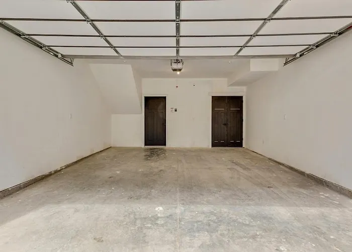 Spacious Townhouse - Mins To Downtown Slc - Garage