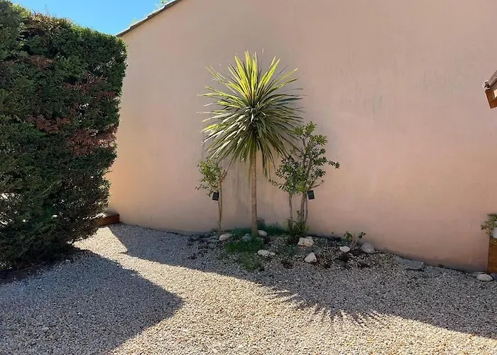 La Villa Nawengo