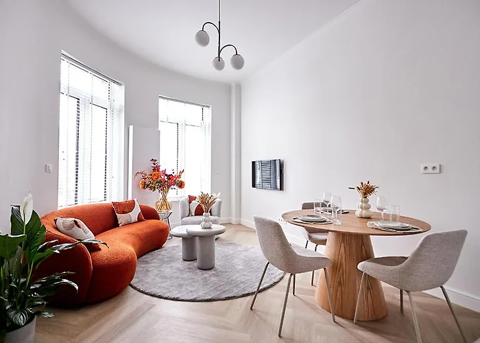 Urban Chic Apartment In The Heart Of Mechelen