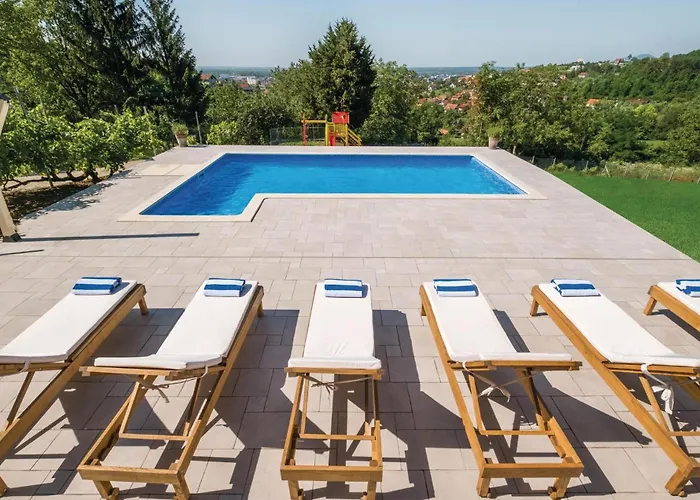 Two-Bedroom Holiday Home In Zagreb