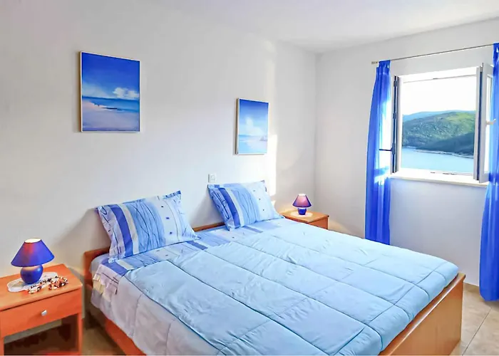 4 Bedroom Beautiful Home In Rabac